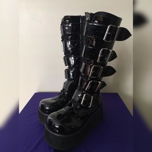 Demonia Trashville 518 Platform Patent Boots